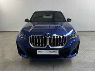 Fotos de BMW X1 sDrive18d color Azul. Año 2024. 110KW(150CV). Diésel. En concesionario Movitransa Cars Jerez de Cádiz