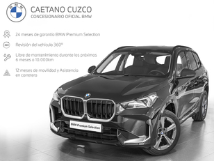 Fotos de BMW X1 sDrive18d color Negro. Año 2024. 110KW(150CV). Diésel. En concesionario Caetano Cuzco Raimundo Fernandez Villaverde, 45 de Madrid