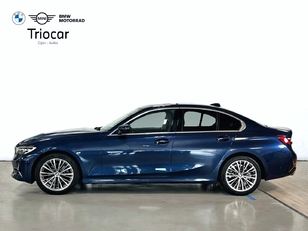 Fotos de BMW Serie 3 320i color Azul. Año 2020. 135KW(184CV). Gasolina. En concesionario Triocar Gijón (Bmw y Mini) de Asturias