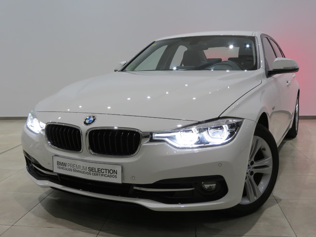 BMW Serie 3 318i color Blanco. Año 2018. 100KW(136CV). Gasolina. En concesionario GANDIA Automoviles Fersan, S.A. de Valencia