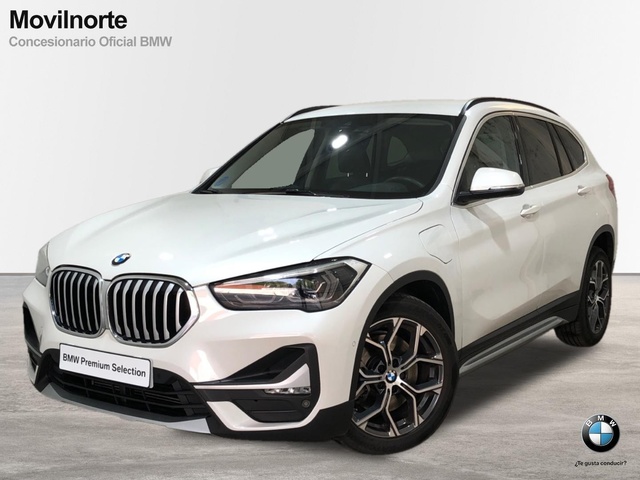 BMW X1 xDrive25e color Blanco. Año 2020. 162KW(220CV). Híbrido Electro/Gasolina. En concesionario Movilnorte El Plantio de Madrid