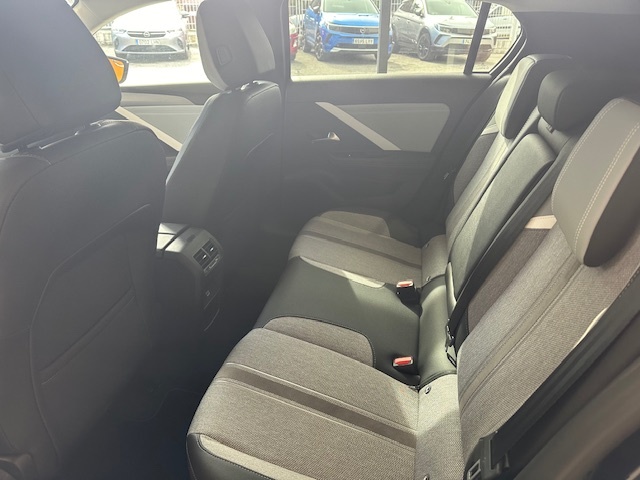 Opel Astra 1.6T PHEV Elegance Auto 133 kW (181 CV)
