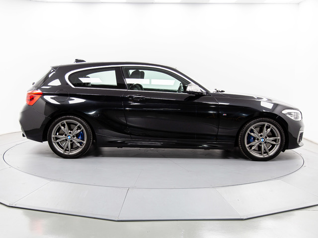 BMW Serie 1 M140i color Negro. Año 2017. 250KW(340CV). Gasolina. En concesionario Móvil Begar Alicante de Alicante