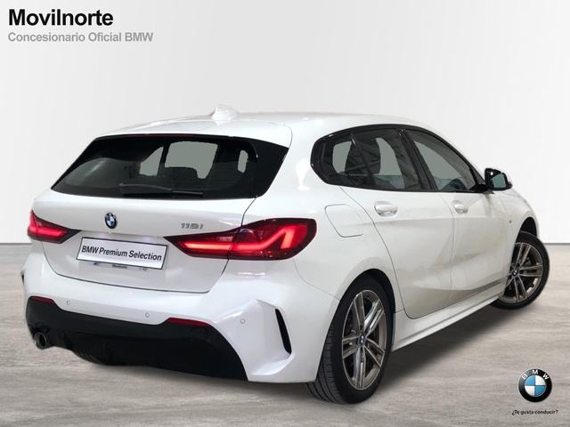 BMW Serie 1 118i color Blanco. Año 2021. 103KW(140CV). Gasolina. En concesionario Movilnorte El Plantio de Madrid