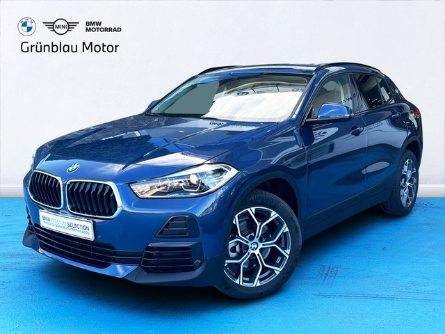 BMW X2 sDrive18i color Azul. Año 2023. 103KW(140CV). Gasolina. En concesionario Grünblau Motor (Bmw y Mini) de Cantabria