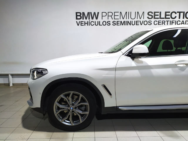 BMW X4 xDrive20d color Blanco. Año 2020. 140KW(190CV). Diésel. En concesionario Hispamovil, Orihuela de Alicante