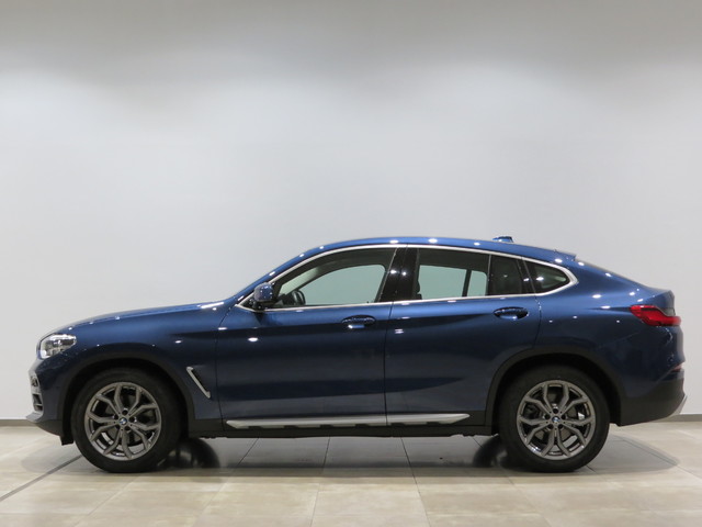 BMW X4 xDrive20d color Azul. Año 2020. 140KW(190CV). Diésel. En concesionario GANDIA Automoviles Fersan, S.A. de Valencia