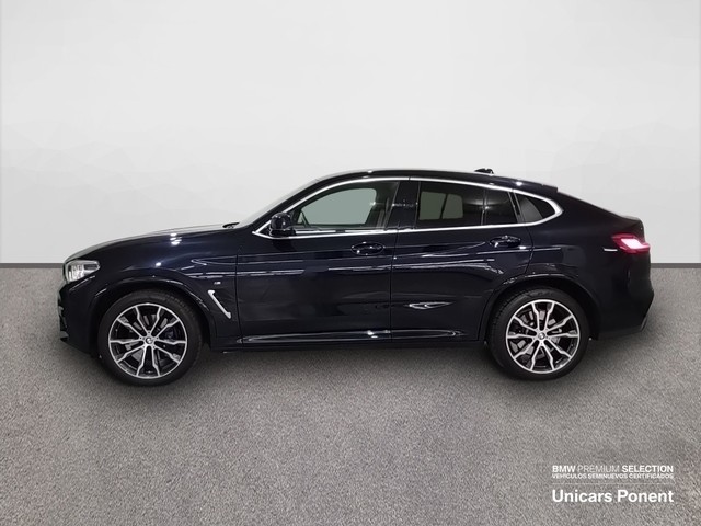 BMW X4 xDrive30d color Negro. Año 2019. 195KW(265CV). Diésel. En concesionario Unicars de Lleida