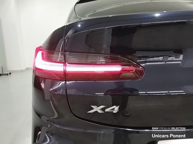 BMW X4 xDrive30d color Negro. Año 2019. 195KW(265CV). Diésel. En concesionario Unicars de Lleida