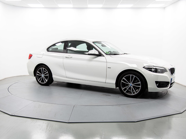 BMW Serie 2 218d Coupe color Blanco. Año 2019. 110KW(150CV). Diésel. En concesionario Movil Begar Petrer de Alicante