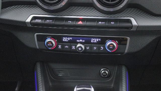 Audi Q2 Black line 30 TDI 85 kW (116 CV) S tronic