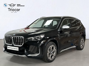 Fotos de BMW X1 sDrive18d color Negro. Año 2024. 110KW(150CV). Diésel. En concesionario Triocar Gijón (Bmw y Mini) de Asturias