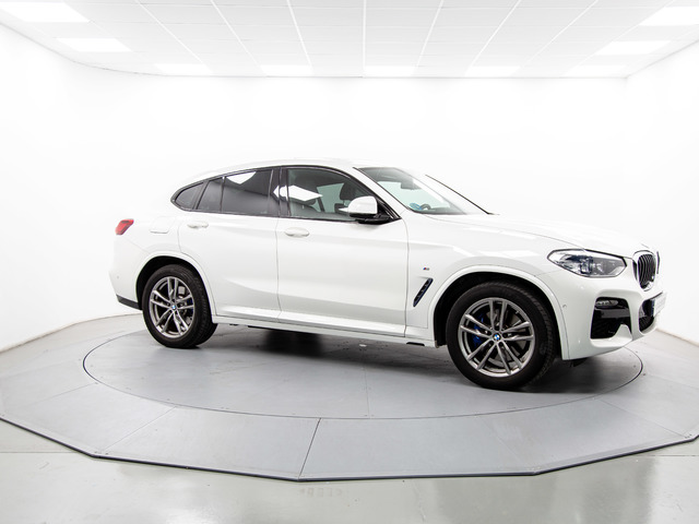 BMW X4 xDrive20d color Blanco. Año 2021. 140KW(190CV). Diésel. En concesionario Móvil Begar Alicante de Alicante