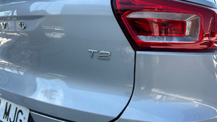 Volvo XC40 T2 Core Auto 95 kW (129 CV) - 26 Volvo XC40 T2 Ocasión 95 KW (129CV) - 26