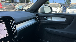 Volvo XC40 T2 Core Auto 95 kW (129 CV) - 43 Volvo XC40 T2 Ocasión 95 KW (129CV) - 43