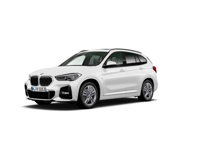 BMW X1 sDrive18i color Blanco. Año 2022. 103KW(140CV). Gasolina. En concesionario Ceres Motor S.L. de Cáceres