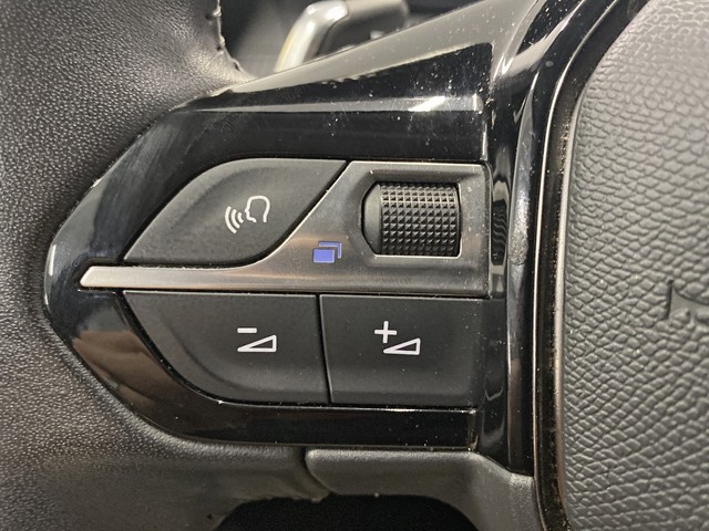 Peugeot 2008 PureTech 130 S&S Allure EAT8 96 kW (130 CV)