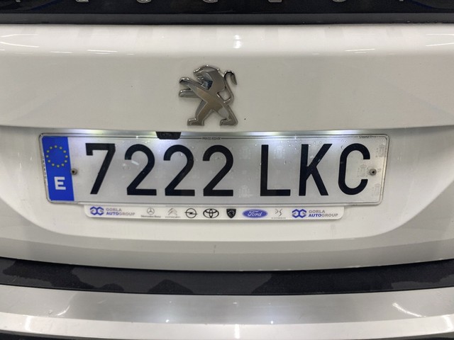 Peugeot 2008 PureTech 130 S&S Allure EAT8 96 kW (130 CV)