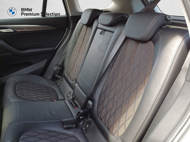 BMW X1 sDrive18i color Blanco. Año 2020. 103KW(140CV). Gasolina. En concesionario Marmotor de Las Palmas