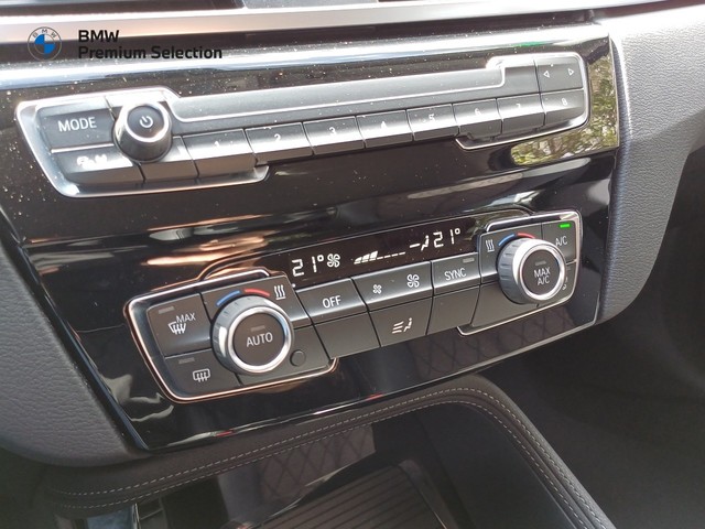 BMW X1 sDrive18i color Blanco. Año 2020. 103KW(140CV). Gasolina. En concesionario Marmotor de Las Palmas