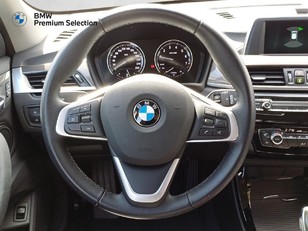 BMW X1 sDrive18i color Blanco. Año 2020. 103KW(140CV). Gasolina. En concesionario Marmotor de Las Palmas