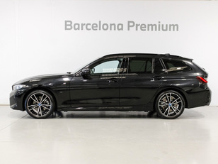 Fotos de BMW Serie 3 330e Touring color Negro. Año 2023. 215KW(292CV). Híbrido Electro/Gasolina. En concesionario Barcelona Premium -- GRAN VIA de Barcelona