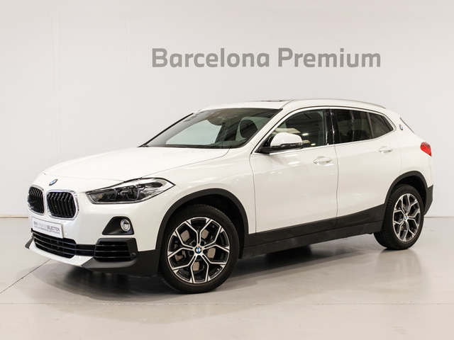 BMW X2 sDrive20i color Blanco. Año 2020. 141KW(192CV). Gasolina. En concesionario Barcelona Premium -- GRAN VIA de Barcelona