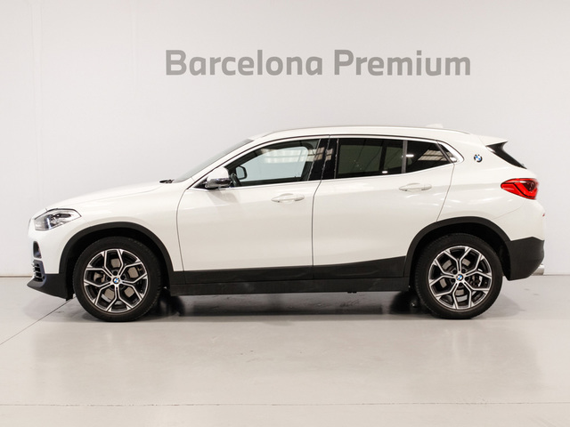 BMW X2 sDrive20i color Blanco. Año 2020. 141KW(192CV). Gasolina. En concesionario Barcelona Premium -- GRAN VIA de Barcelona