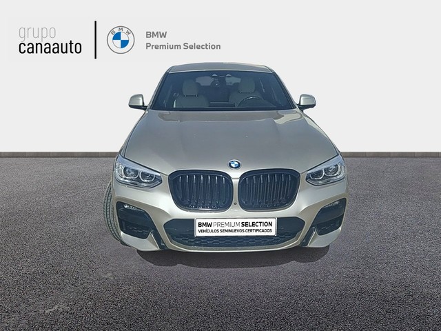 BMW X4 xDrive20d color Beige. Año 2020. 140KW(190CV). Diésel. En concesionario CANAAUTO - TACO de Sta. C. Tenerife