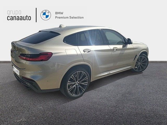 BMW X4 xDrive20d color Beige. Año 2020. 140KW(190CV). Diésel. En concesionario CANAAUTO - TACO de Sta. C. Tenerife