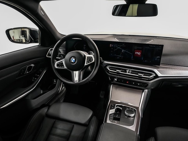 BMW Serie 3 320d Touring color Negro. Año 2024. 140KW(190CV). Diésel. En concesionario Oliva Motor Tarragona de Tarragona