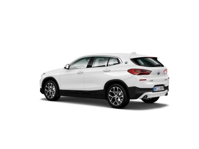 BMW X2 sDrive18d color Blanco. Año 2023. 110KW(150CV). Diésel. En concesionario Maberauto de Castellón