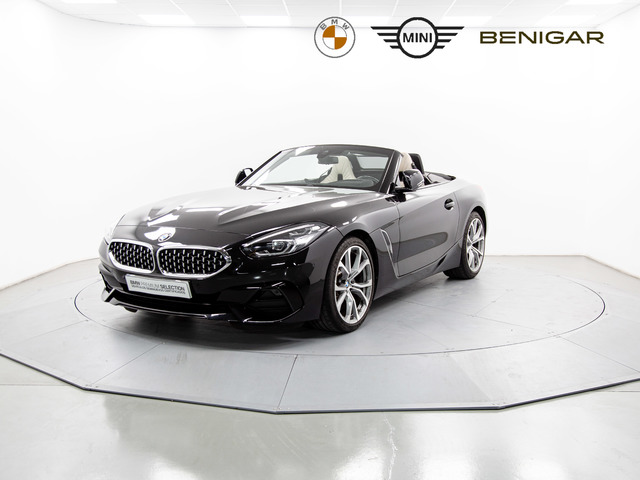 BMW Z4 sDrive20i Cabrio color Negro. Año 2019. 145KW(197CV). Gasolina. En concesionario Móvil Begar Alicante de Alicante