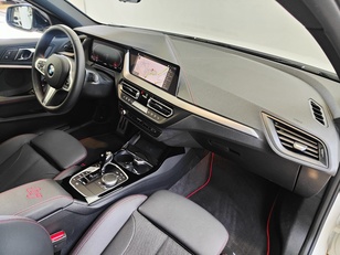 BMW Serie 1 128ti color Blanco. Año 2023. 195KW(265CV). Gasolina. En concesionario Lurauto - Gipuzkoa de Guipuzcoa
