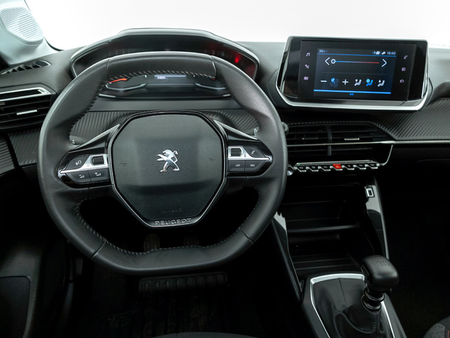 Peugeot 208 PureTech 100