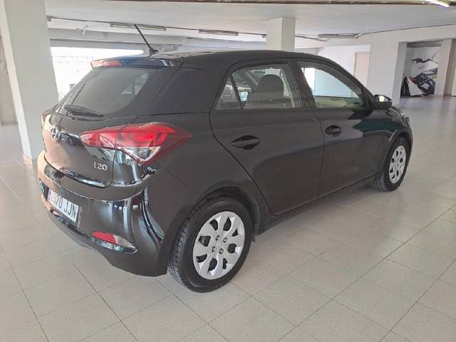 Hyundai i20 1.2 MPI BlueDrive Essence 62 kW (84 CV)