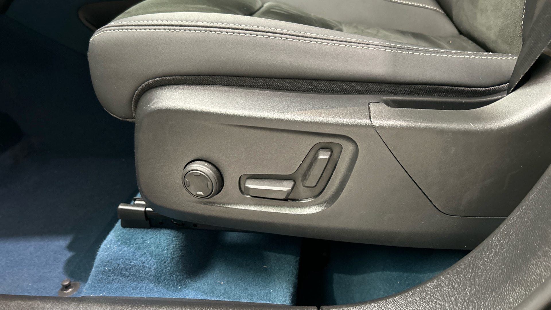 Volvo XC40 segunda mano 55969566 - 38