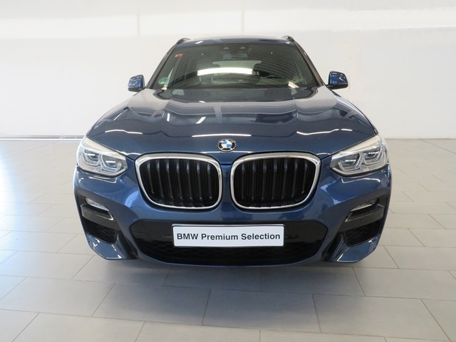 BMW X3 xDrive20d color Azul. Año 2018. 140KW(190CV). Diésel. En concesionario Lugauto S.A. de Lugo