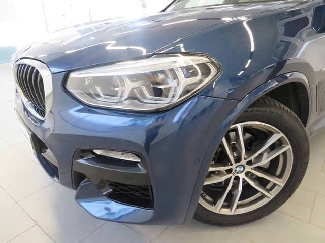 BMW X3 xDrive20d color Azul. Año 2018. 140KW(190CV). Diésel. En concesionario Lugauto S.A. de Lugo