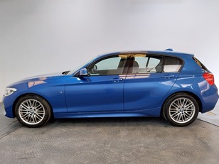 Fotos de BMW Serie 1 118i color Azul. Año 2018. 100KW(136CV). Gasolina. En concesionario Proa Premium Palma de Baleares