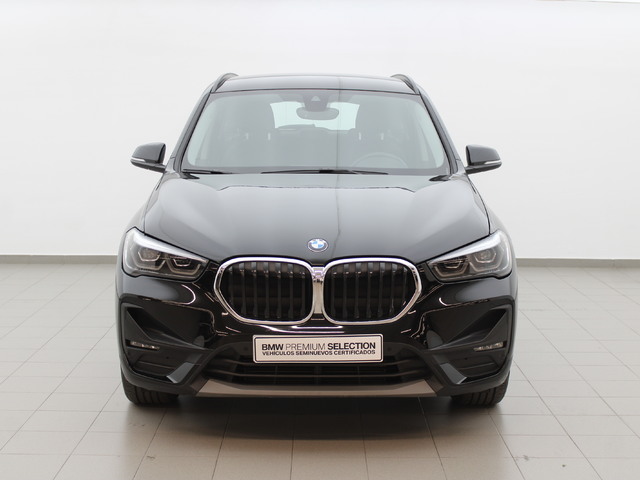 BMW X1 sDrive18d color Negro. Año 2020. 110KW(150CV). Diésel. En concesionario Augusta Aragon S.A. de Zaragoza