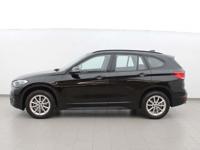 BMW X1 sDrive18d color Negro. Año 2020. 110KW(150CV). Diésel. En concesionario Augusta Aragon S.A. de Zaragoza