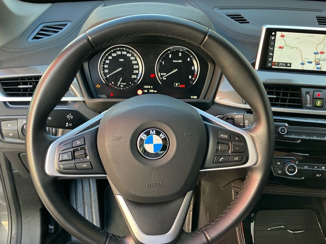 BMW X1 sDrive18d color Gris. Año 2021. 110KW(150CV). Diésel. En concesionario Bernesga Motor León (Bmw y Mini) de León