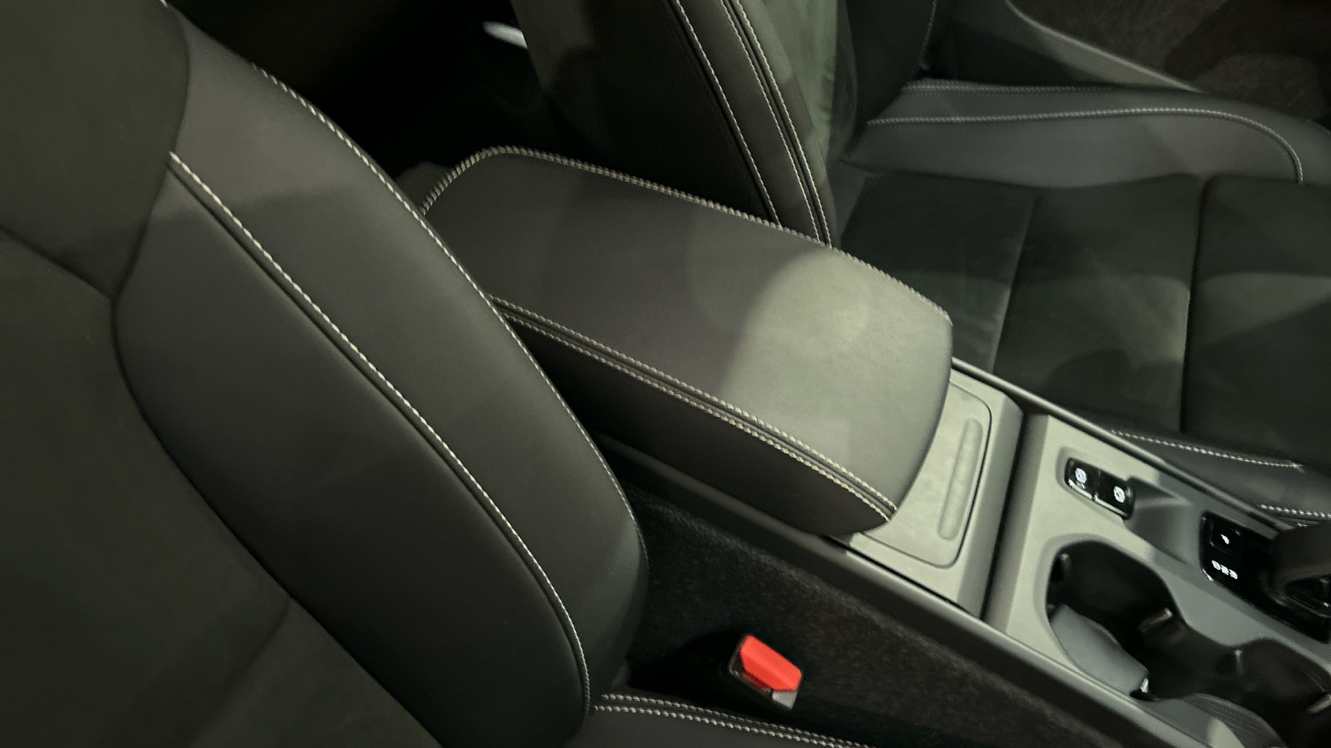 Volvo XC40 segunda mano 56047410 - 25