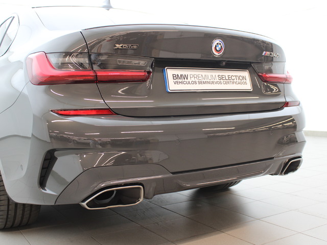 BMW Serie 3 M340i color Gris. Año 2022. 275KW(374CV). Gasolina. En concesionario Augusta Aragon S.A. de Zaragoza