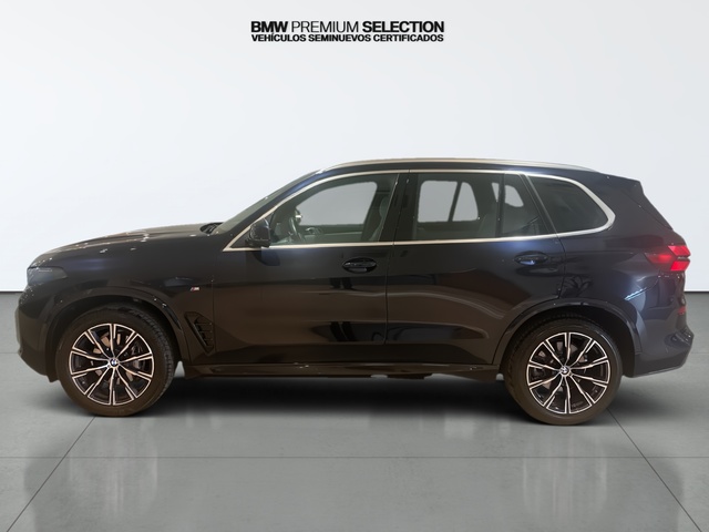 BMW X5 xDrive30d color Negro. Año 2024. 219KW(298CV). Diésel. En concesionario Automotor Premium Viso - Málaga de Málaga