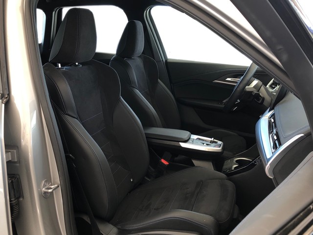 BMW iX1 xDrive30 color Gris Plata. Año 2024. 230KW(313CV). Eléctrico. En concesionario Vehinter Getafe de Madrid