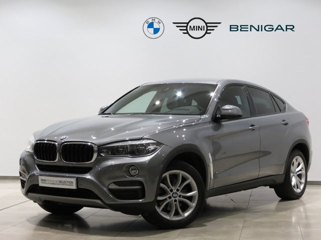 BMW X6 xDrive30d color Gris. Año 2019. 190KW(258CV). Diésel. En concesionario GANDIA Automoviles Fersan, S.A. de Valencia