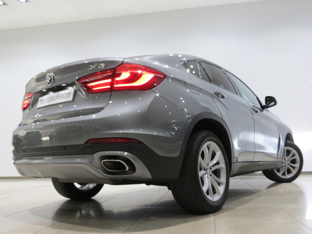 BMW X6 xDrive30d color Gris. Año 2019. 190KW(258CV). Diésel. En concesionario GANDIA Automoviles Fersan, S.A. de Valencia