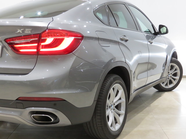 BMW X6 xDrive30d color Gris. Año 2019. 190KW(258CV). Diésel. En concesionario GANDIA Automoviles Fersan, S.A. de Valencia